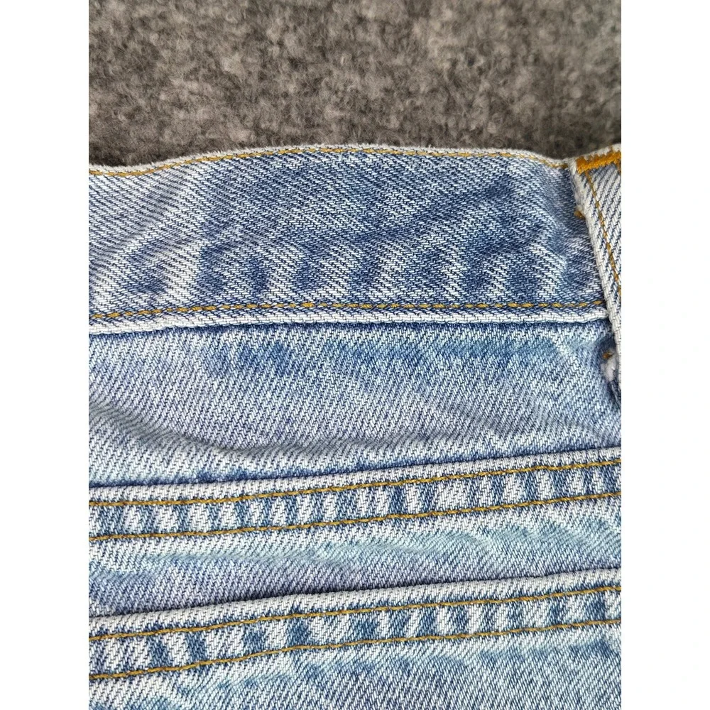 Vintage Levis 540 Relaxed Fit Jeans Mens 38x32 Light Wash Denim 90s Made in USA